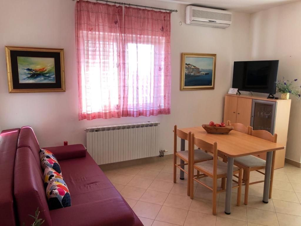 Apartments Punta 셀리네 외부 사진