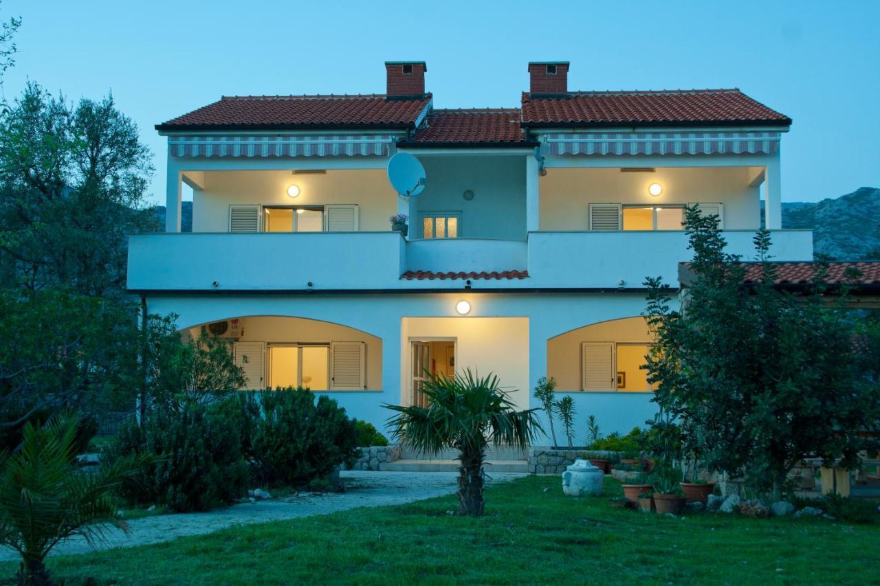 Apartments Punta 셀리네 외부 사진